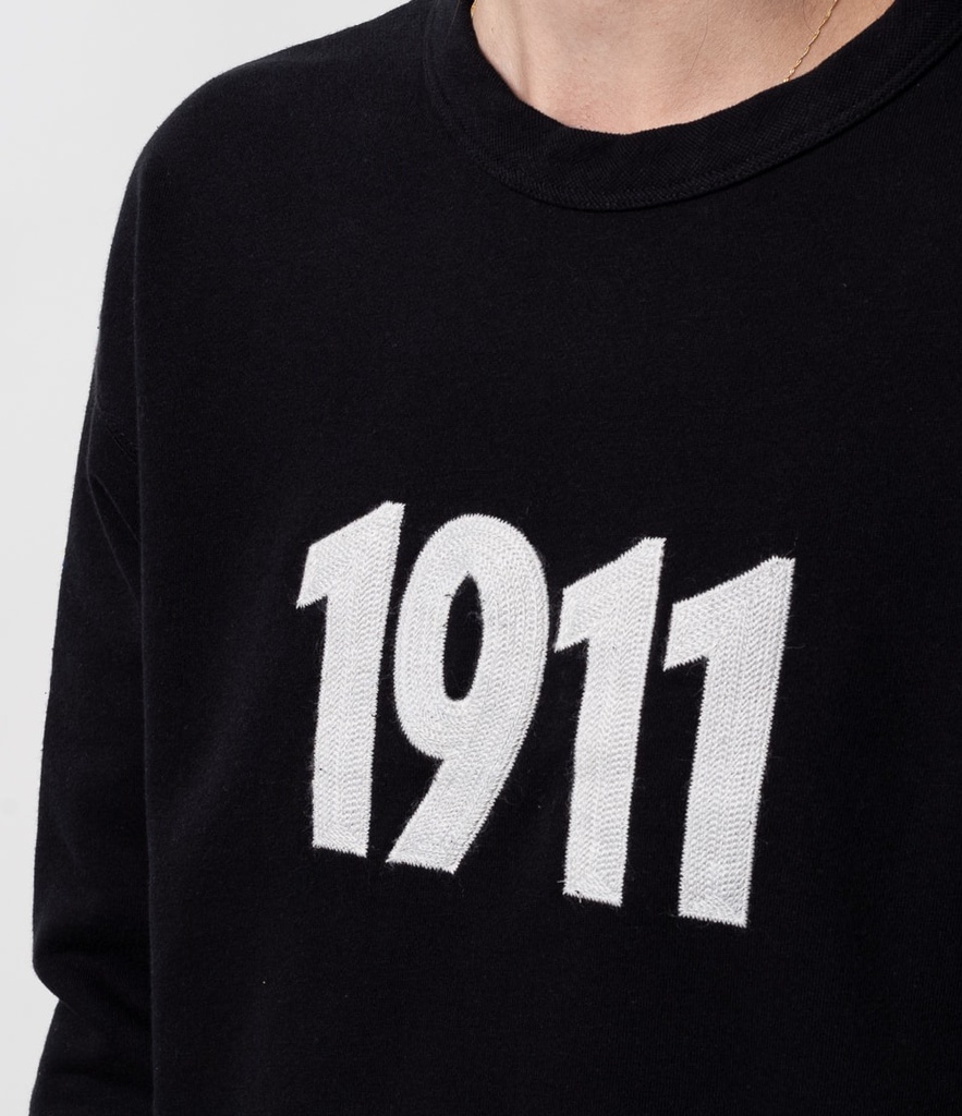 MBS_WTRSW02_99_DEEP BLACK_SWEATSHIRT_ORGANIC COTTON RECYCLED POLYESTER_MD.jpg